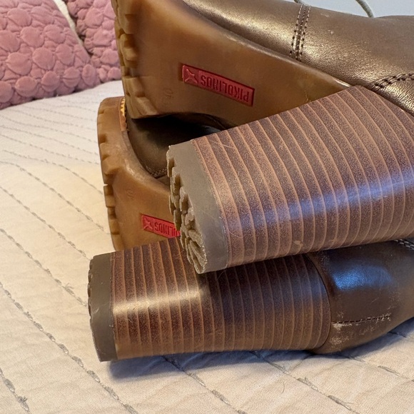 Pikolinos Connelly W3E-8707 or W7M-8542 women's leather ankle bootie. Size 40 - Picture 6 of 9